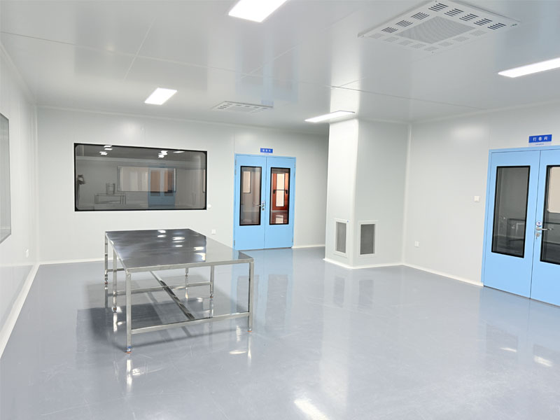 揚(yáng)州澳護(hù)醫(yī)療二類醫(yī)療器械手術(shù)衣10萬級(jí)無菌車間完工